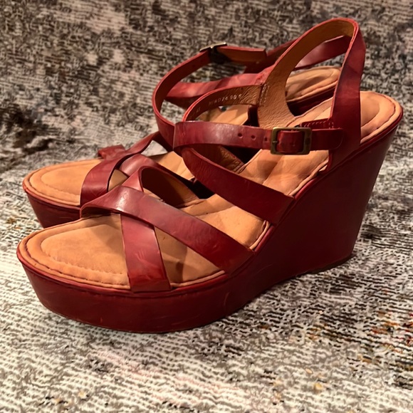 Born Shoes - Never worn wedge sandal